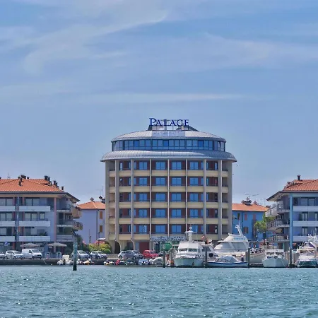 Laguna Palace 4* Grado