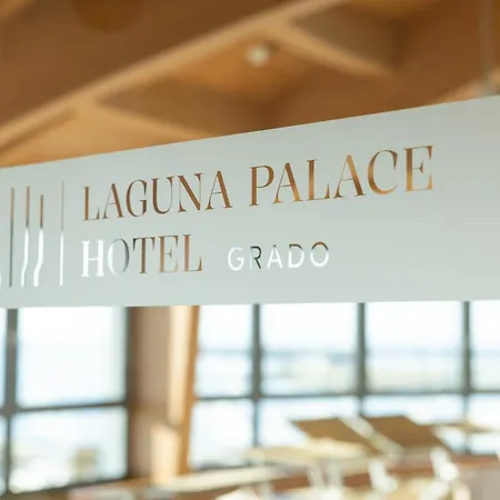 Laguna Palace Szálloda 4*