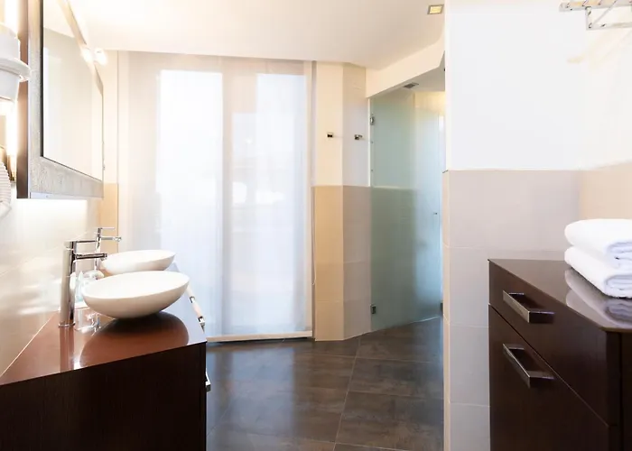 Laguna Palace 4* Grado