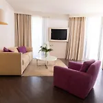 Laguna Palace Hotel 4*