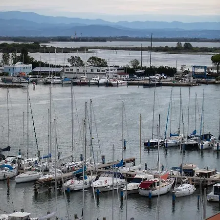 Laguna Palace 4* Grado