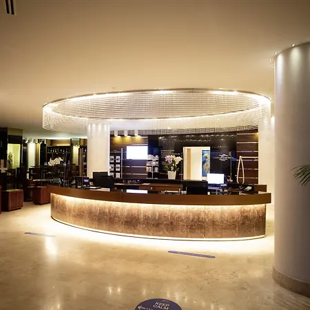 Laguna Palace Hotel
