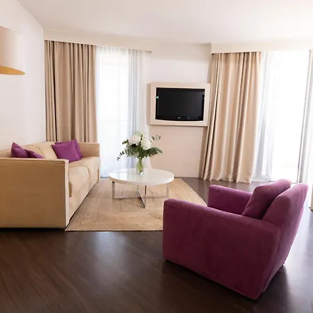 Laguna Palace Hotel 4*