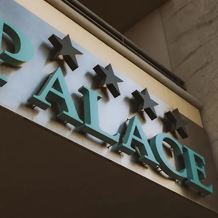 Laguna Palace Hotel