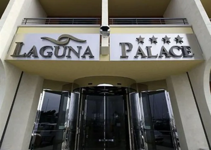 Hotel Laguna Palace 4*