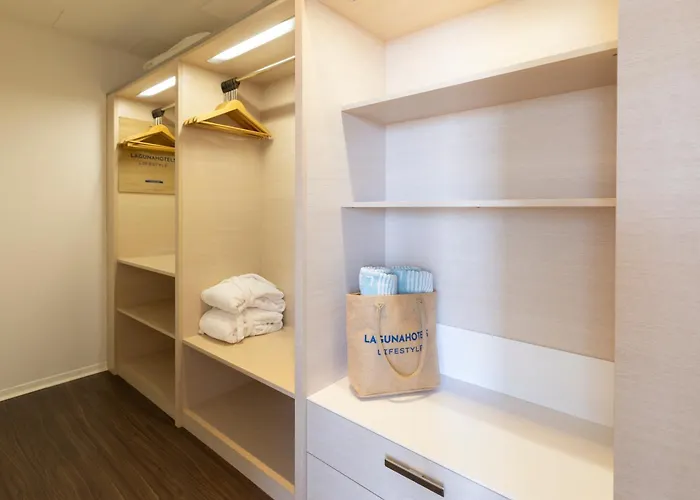 Laguna Palace 4* Grado