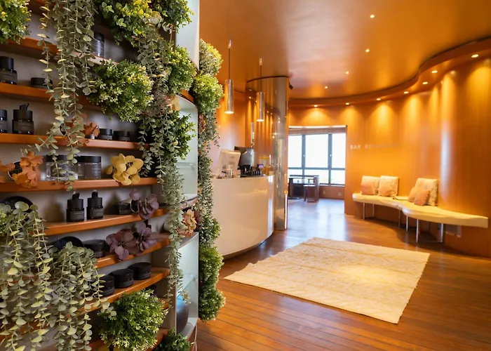 Готель Laguna Palace 4*